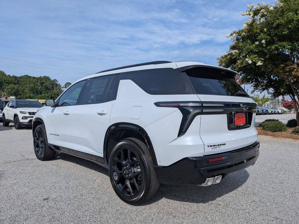 New 2026 Chevrolet Traverse RS w/ LPO, Floor Liner Package FWD image 6
