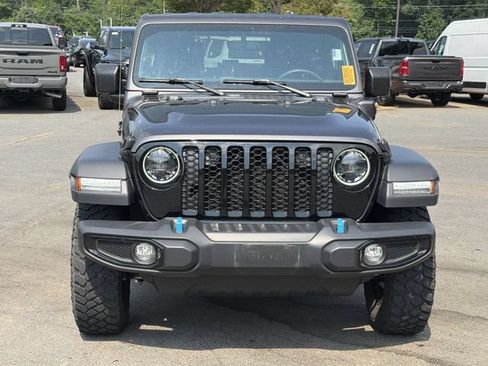Used 2023 Jeep Wrangler Unlimited w/ Cold Weather Group AWD/4WD image 7