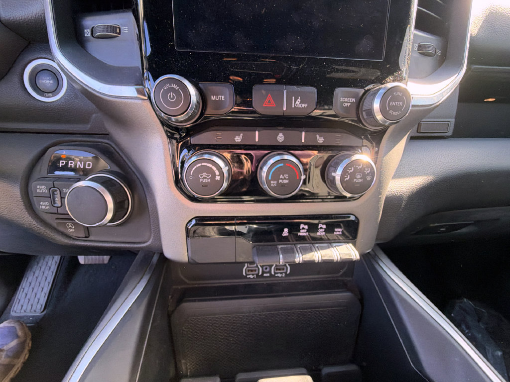 Used 2025 RAM 1500 Big Horn AWD/4WD image 25