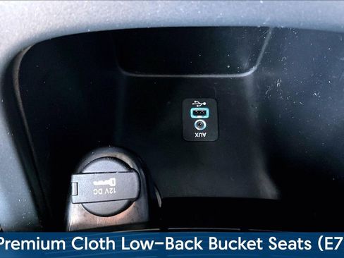 Used 2020 Dodge Journey SE w/ SE Popular Equipment Group image 17