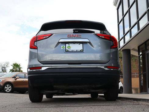 Used 2020 GMC Terrain SLT FWD image 12