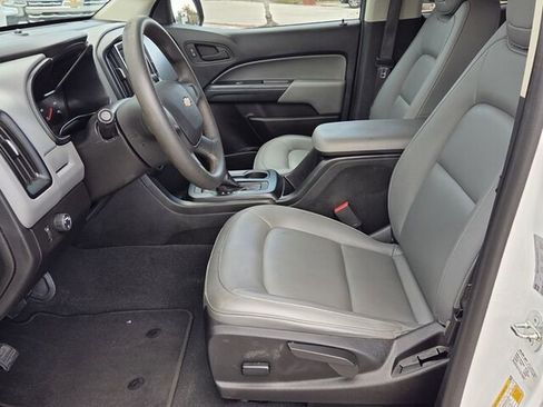 Used 2022 Chevrolet Colorado W/T image 7