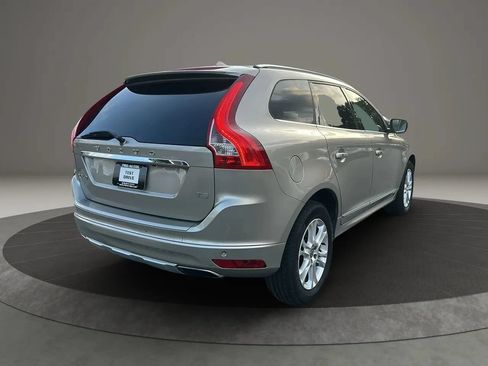 Used 2015 Volvo XC60 T5 Premier w/ Proximity Package FWD image 12