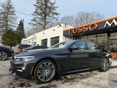 Used 2017 BMW 540i xDrive image 3