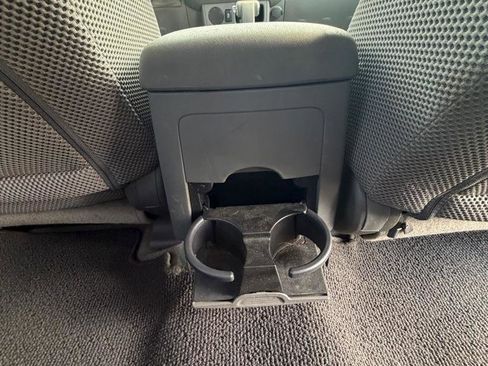 Used 2015 Nissan Frontier SV RWD image 17
