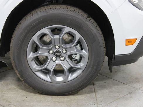 New 2026 Ford Maverick XLT FWD image 12