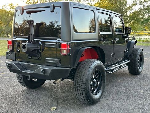 Used 2015 Jeep Wrangler Unlimited Sahara w/ Dual Top Group image 5