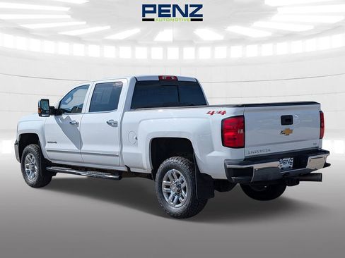 Used 2019 Chevrolet Silverado 2500 LTZ w/ Duramax Plus Package AWD/4WD image 5