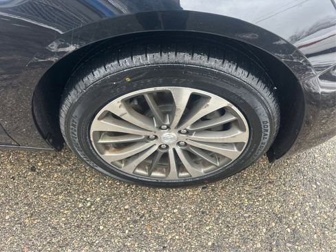 Used 2017 Buick LaCrosse Preferred image 16