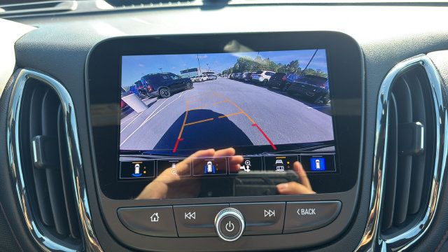 Used 2024 Chevrolet Equinox RS AWD/4WD image 14
