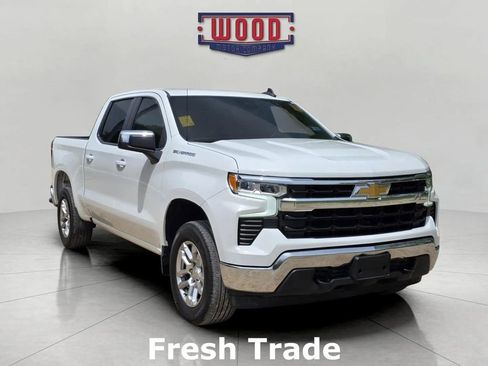 Used 2022 Chevrolet Silverado 1500 LT image 1