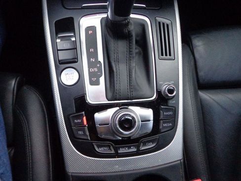 Used 2016 Audi A4 2.0T Premium Plus w/ Technology Package image 21