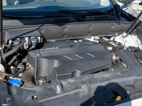 Used 2020 Lincoln Nautilus Reserve w/ Equipment Group 201A image 21