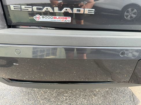 Used 2019 Cadillac Escalade Luxury image 74