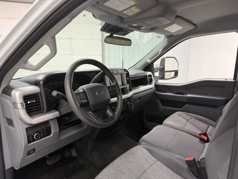Used 2023 Ford F250 XL w/ STX Appearance Package image 12