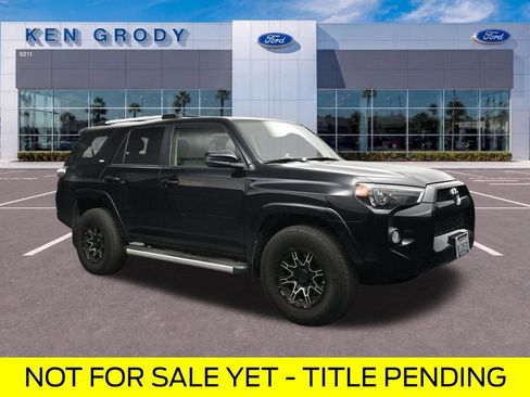 Used 2019 Toyota 4Runner SR5 RWD image 1