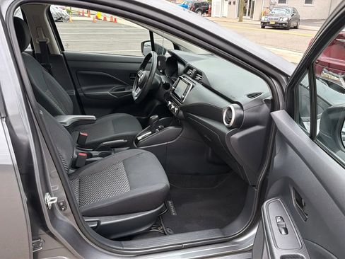 Used 2020 Nissan Versa S FWD image 25