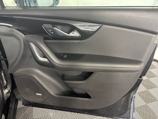 Used 2019 Chevrolet Blazer Premier w/ Sun and Wheels Package AWD/4WD image 41