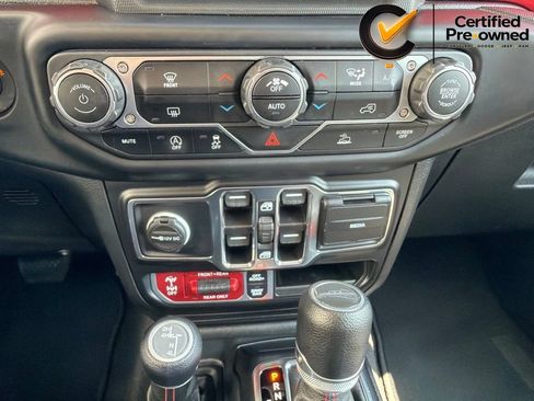 Certified 2021 Jeep Gladiator Rubicon AWD/4WD image 86