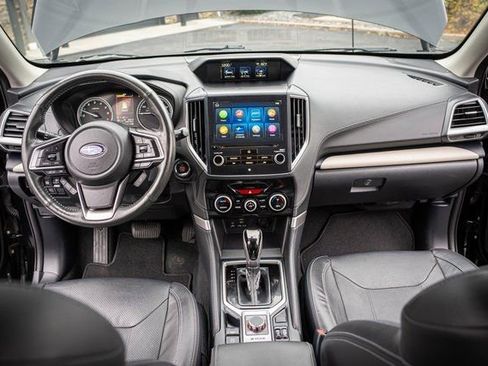 Used 2022 Subaru Forester Limited image 29