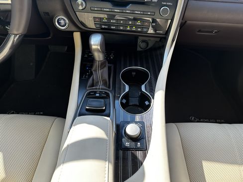 Used 2019 Lexus RX 450h AWD w/ Luxury Package image 19