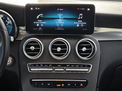 Used 2020 Mercedes-Benz GLC 300 4MATIC image 11