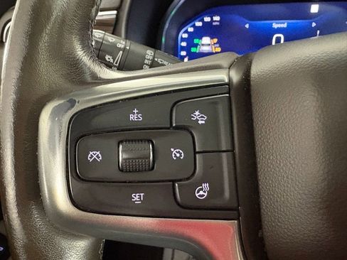 Used 2022 Chevrolet Suburban LT w/ LT Signature Package AWD/4WD image 23