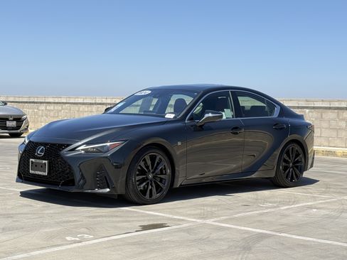 Used 2024 Lexus IS 350 F Sport RWD image 8
