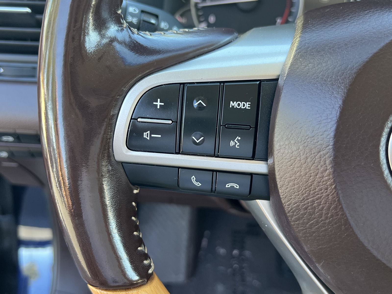 Used 2016 Lexus RX 350 AWD w/ Premium Package image 30