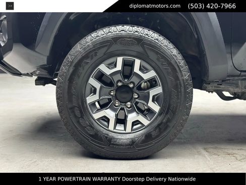 Used 2021 Toyota Tacoma SR5 w/ Trail Edition image 39