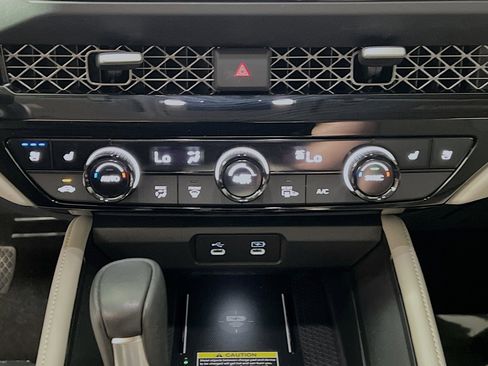 Used 2023 Honda Accord Touring image 26