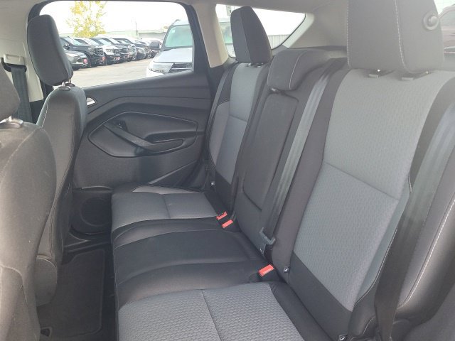 Used 2018 Ford Escape SE FWD image 18