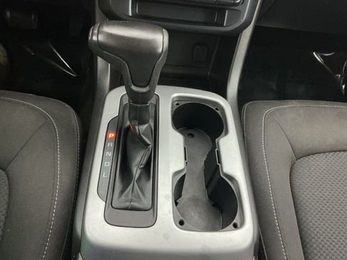 Used 2018 Chevrolet Colorado LT w/ LT Convenience Package AWD/4WD image 34