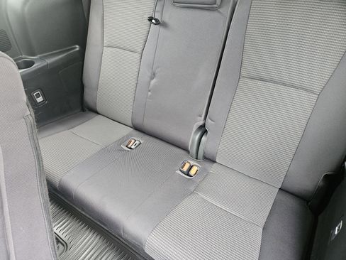 Used 2023 Toyota Highlander LE image 30