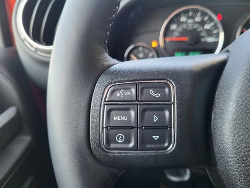 Used 2015 Jeep Wrangler Unlimited Rubicon w/ Dual Top Group image 19