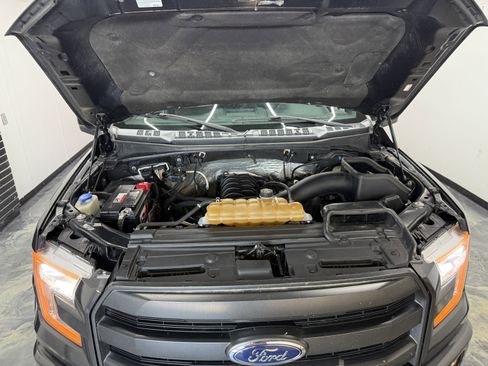 Used 2016 Ford F150 Lariat w/ Equipment Group 502A Luxury image 29