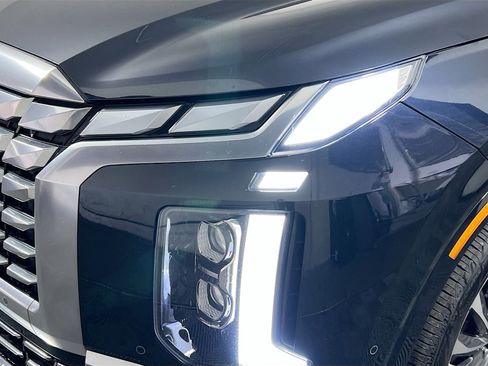 Used 2024 Hyundai Palisade Calligraphy image 11