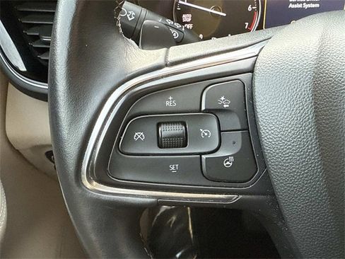 Certified 2021 Buick Envision Avenir w/ Technology Package II image 21