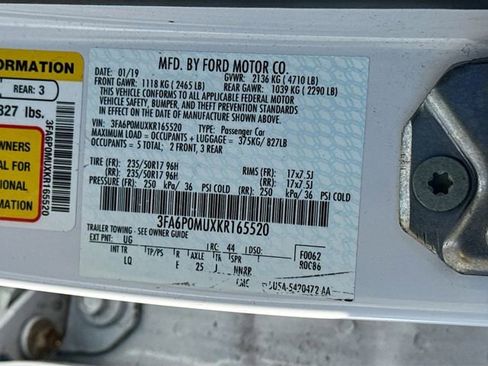 Certified 2019 Ford Fusion SEL image 32