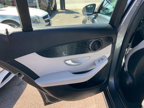 Used 2017 Mercedes-Benz C 300 Sedan image 36