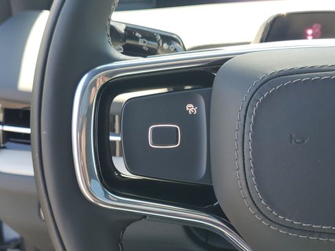 New 2026 Lincoln Navigator Reserve w/ Jet Appearance Package AWD/4WD image 17
