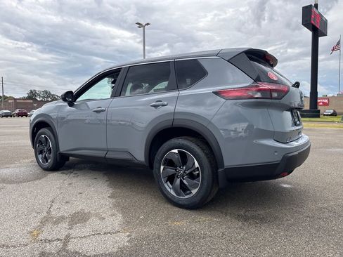 New 2026 Nissan Rogue SV image 3