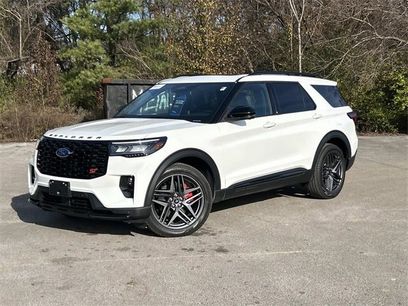 Used 2025 Ford Explorer ST