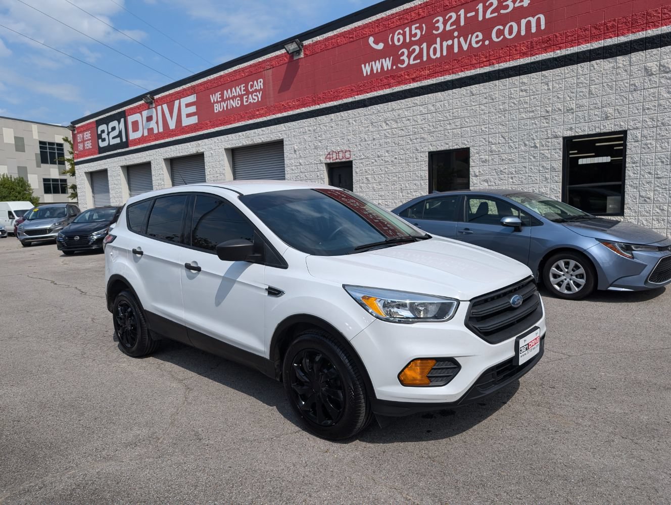 Used 2017 Ford Escape S FWD image 1