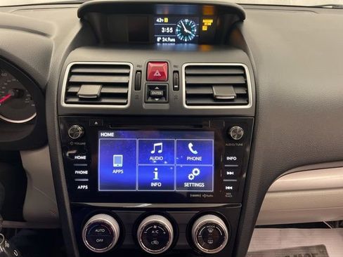 Used 2018 Subaru Forester 2.5i Premium w/ All-Weather Package image 20