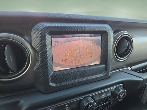 Used 2020 Jeep Wrangler Unlimited Sport S image 17