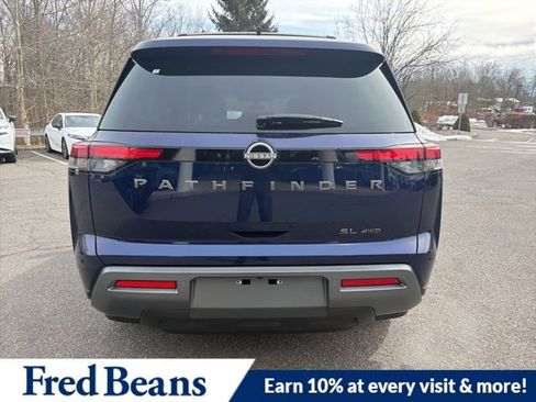New 2026 Nissan Pathfinder SL image 12