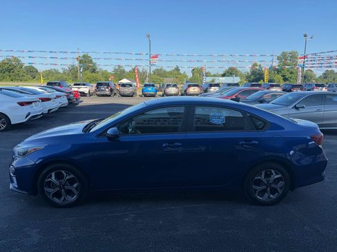 Used 2020 Kia Forte LXS FWD image 7