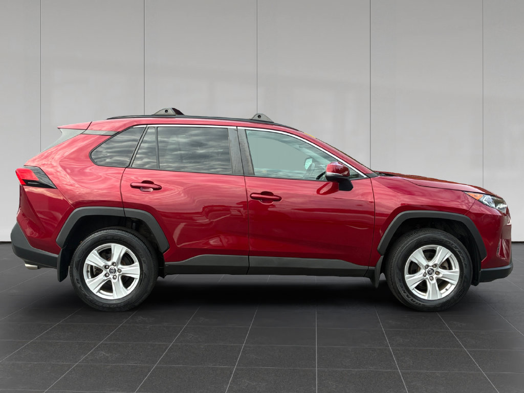 Used 2020 Toyota RAV4 XLE w/ Convenience Package AWD/4WD image 6