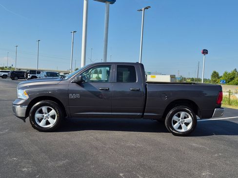 Used 2024 RAM 1500 Classic SLT AWD/4WD image 6